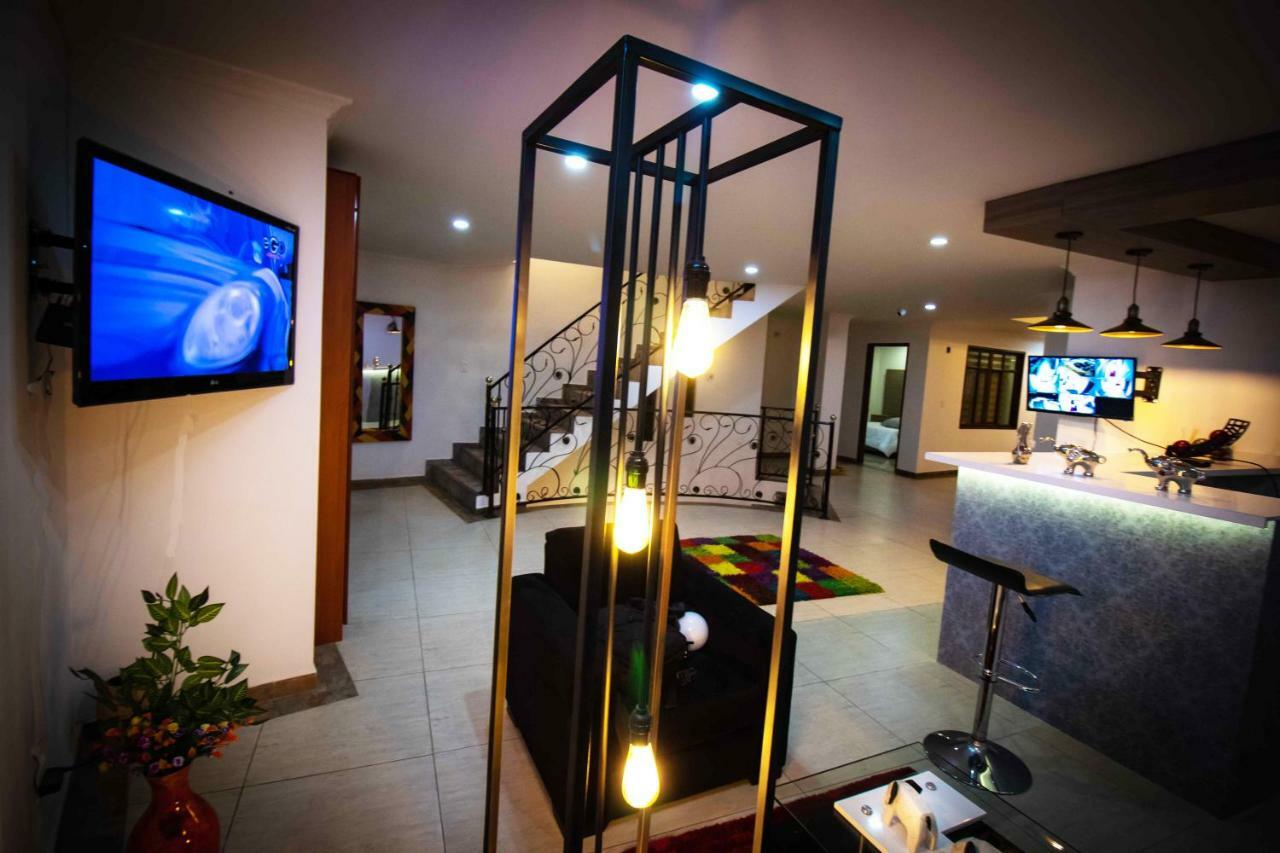 Hotel Madrid Plaza Colombia エクステリア 写真